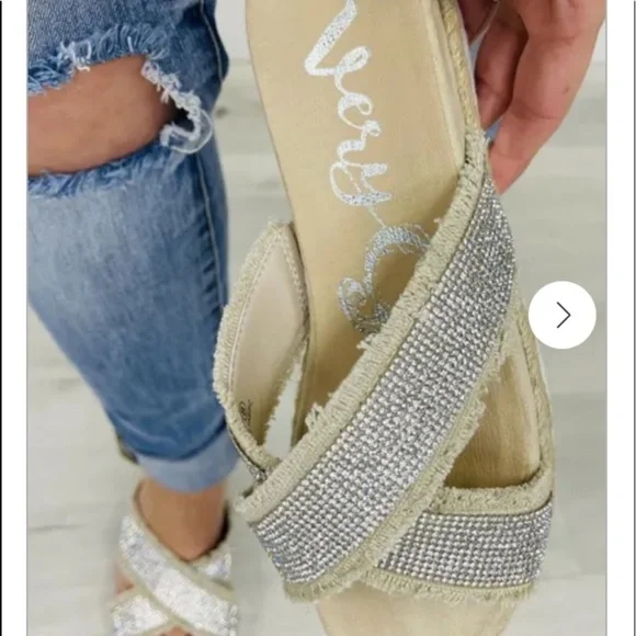 Very G Lucille Platform Sandal size 7..00 - Picture 1 of 8